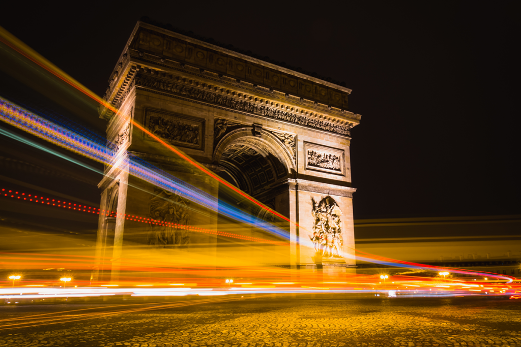 O Arco do Triunfo de Paris: glória, império e memória militar